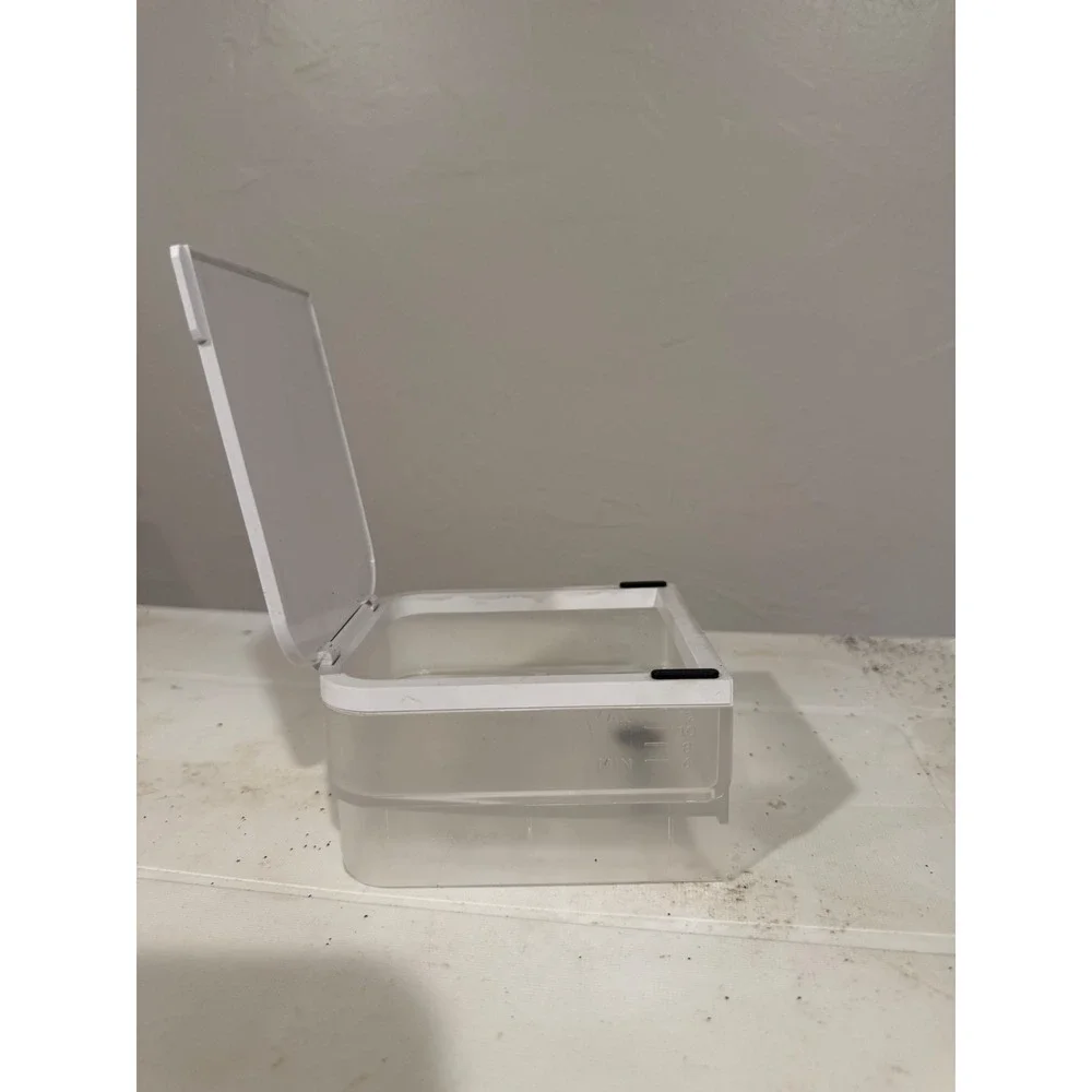 Keurig Water Reservoir Tank with Lid Replacement Clear White Good Condition 12oz